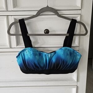 Athleta Bali Pura Bikini/Yoga Top...36 B/C